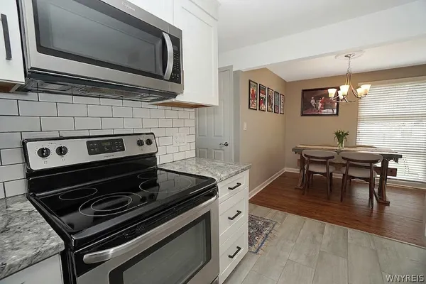 $299,900 | 521 Woodstock Avenue, Tonawanda, NY 14150