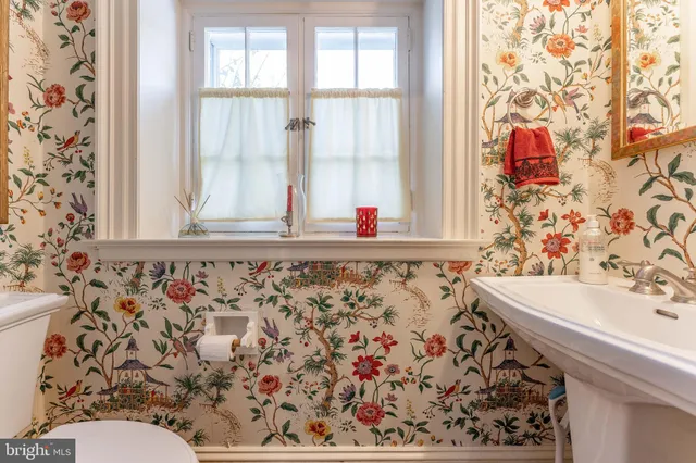 $1,600,000 | 630 Washington Lane, Jenkintown, PA 19046