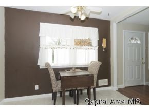3613 Lancaster Road Springfield, IL 62703 - Photo 4 of 14