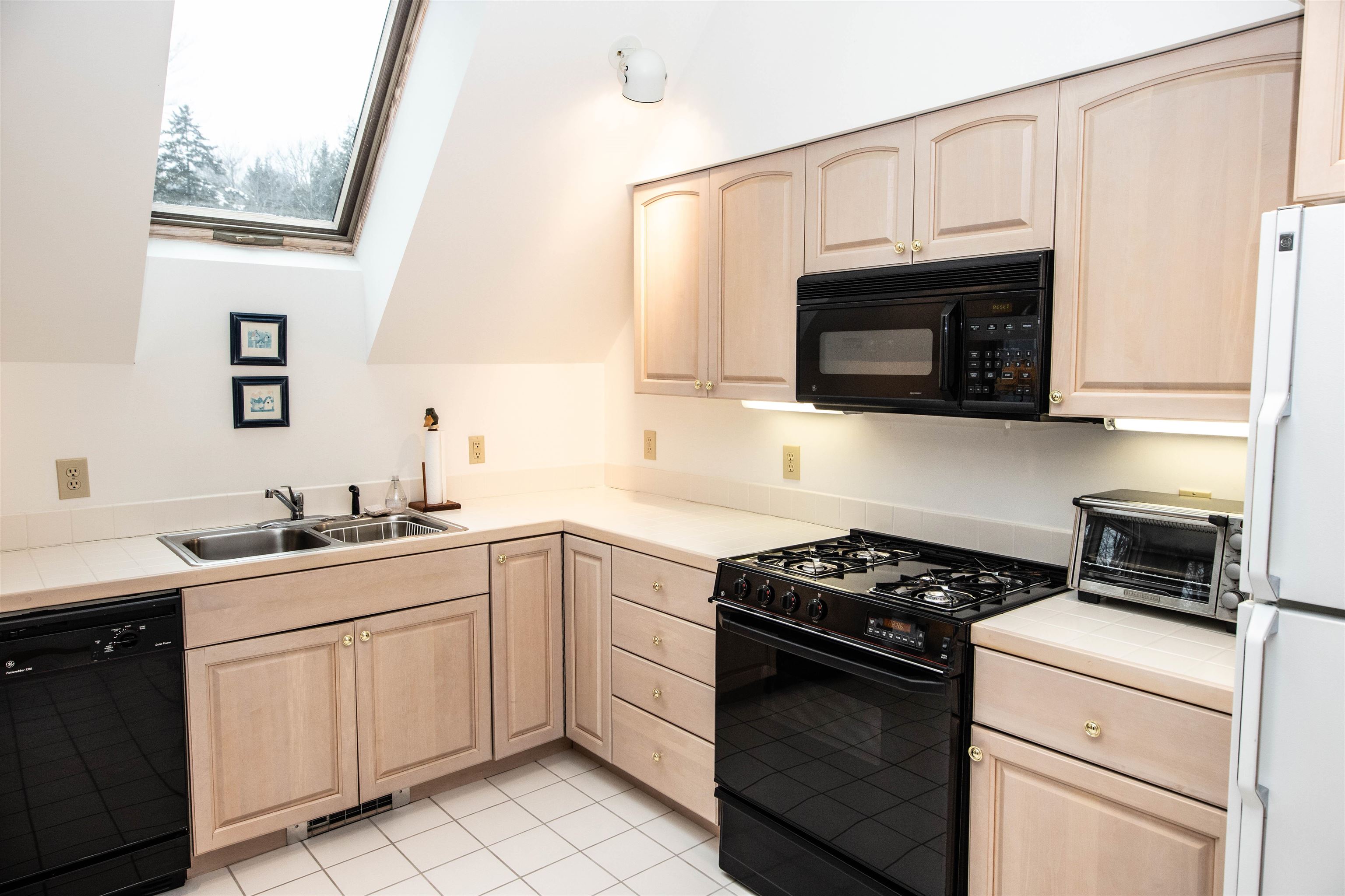 145 Ledgewood Road, Unit D7 Ludlow, VT 05149 - Photo 28 of 30 Gallery Image 28