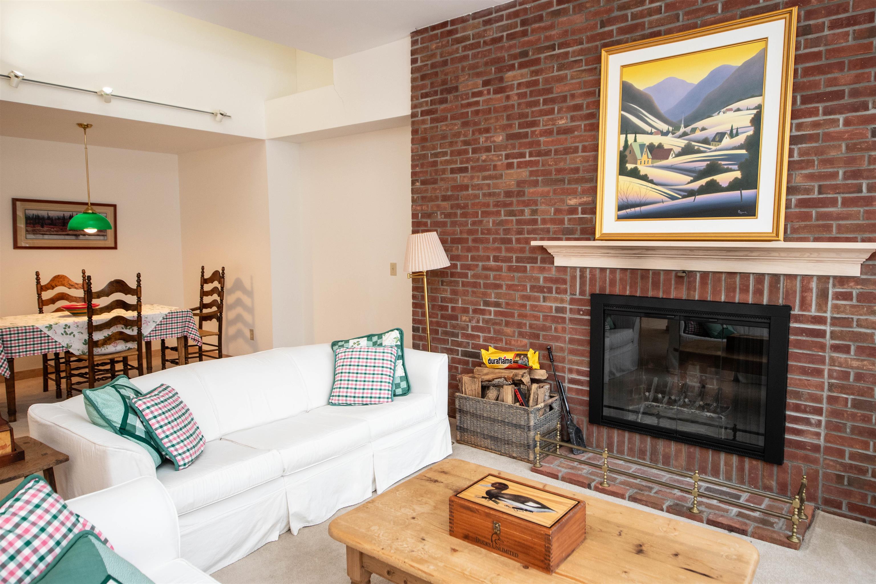 145 Ledgewood Road, Unit D7 Ludlow, VT 05149 - Photo 4 of 30 Gallery Image 4