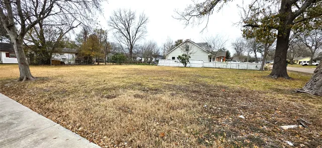 $85,500 | 612 Live Oak Street, Pasadena, TX 77506