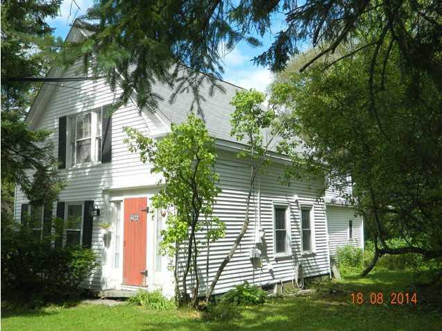 26 Bay Road Bowdoinham, ME 04008 - Photo 1 of 35 Exterior Front. NEW Vinyl Siding!