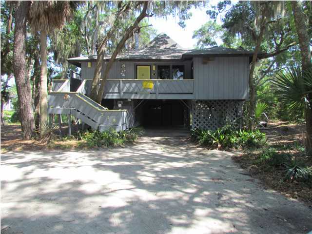 718 Jungle Road Edisto Beach, SC 29438 - Photo 1 of 20 Primary Photo