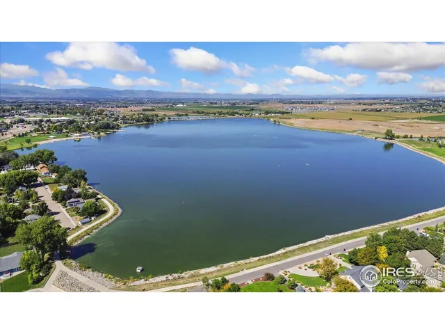 a view of an ocean and city