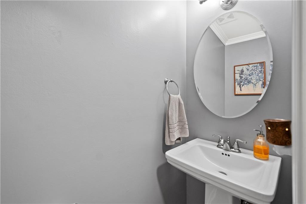 5495 Library Road, Unit 11 Bethel Park, PA 15102 - Photo 13 of 23 Gallery Image 13