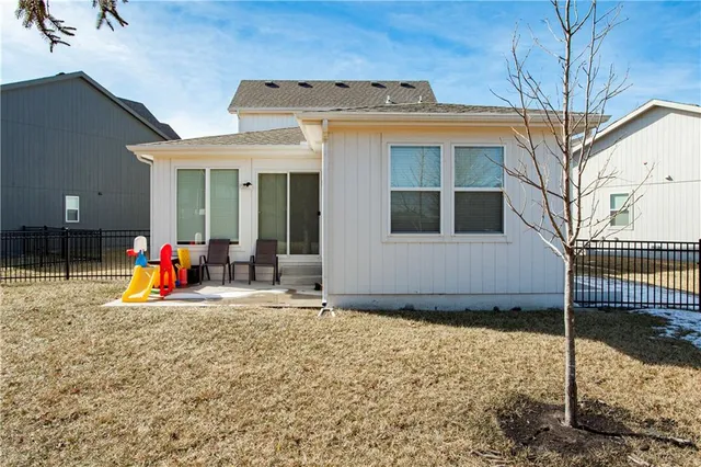 $365,000 | 27614 East Red Fox Street, Lee's Summit, MO 64086
