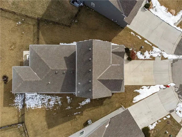 $365,000 | 27614 East Red Fox Street, Lee's Summit, MO 64086