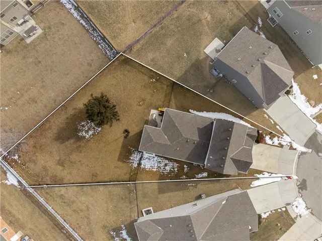 $365,000 | 27614 East Red Fox Street, Lee's Summit, MO 64086