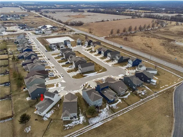 $365,000 | 27614 East Red Fox Street, Lee's Summit, MO 64086