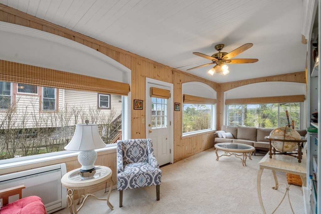 28 Maplewood Road Worcester, MA 01602 - Photo 8 of 39 Gallery Image 8