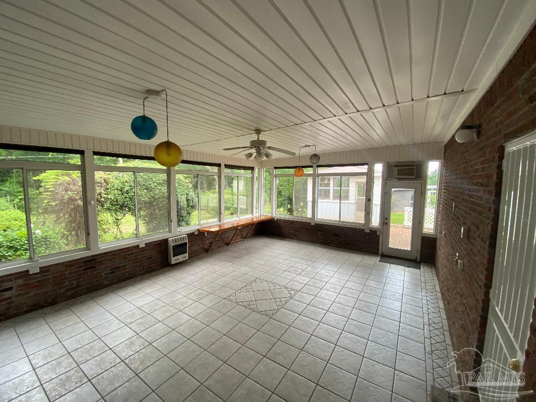 3224 Highway 4 Jay, FL 32565 - Photo 25 of 38 a view of an empty room with windows