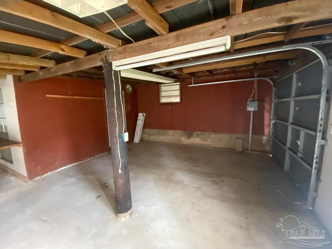 3224 Highway 4 Jay, FL 32565 - Photo 37 of 38 a view of an empty room