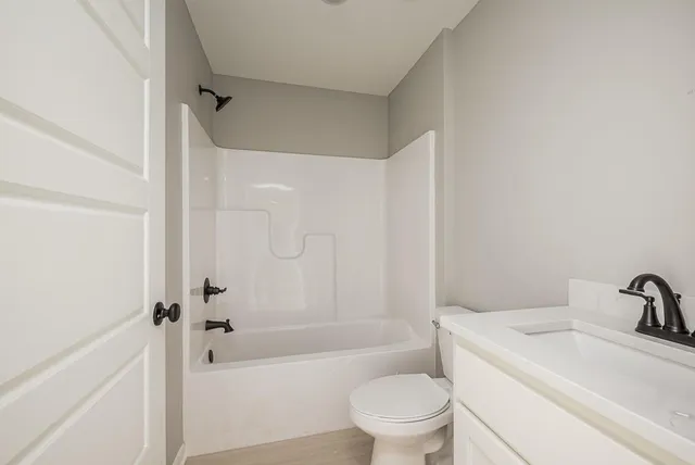 $279,950 | 908 2nd Street, Perry, KS 66073