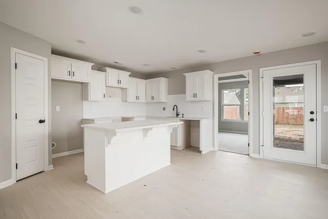 $279,950 | 908 2nd Street, Perry, KS 66073