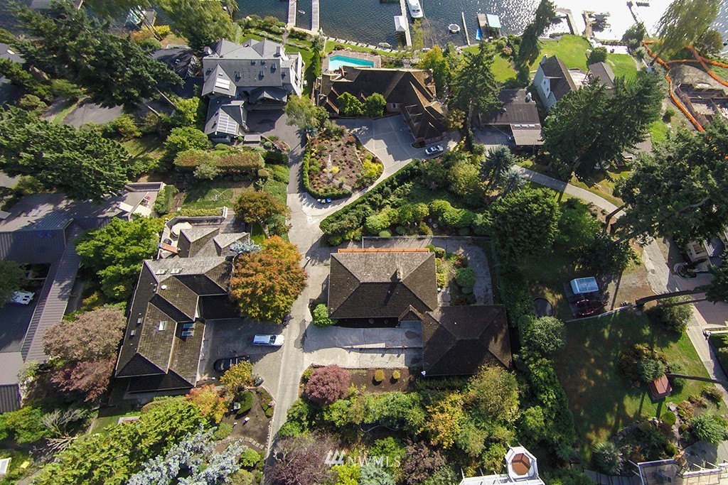 6240 East Mercer Way Mercer Island, WA 98040 - Photo 6 of 16