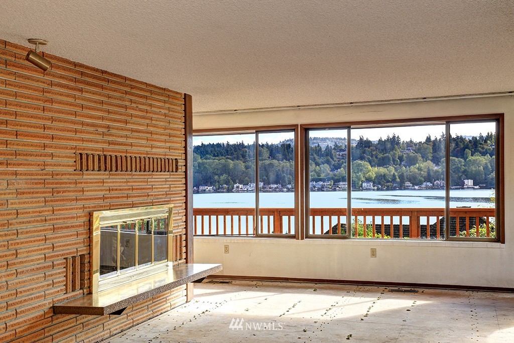 6240 East Mercer Way Mercer Island, WA 98040 - Photo 10 of 16