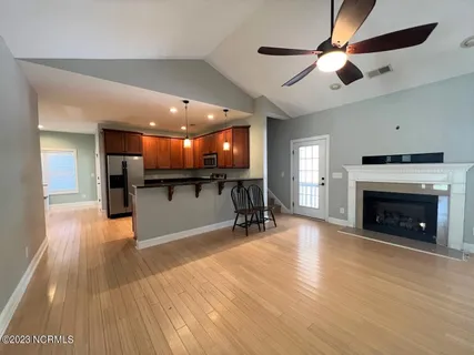 $2,400 | 2239 East Indiana Avenue, Southern Pines, NC 28387