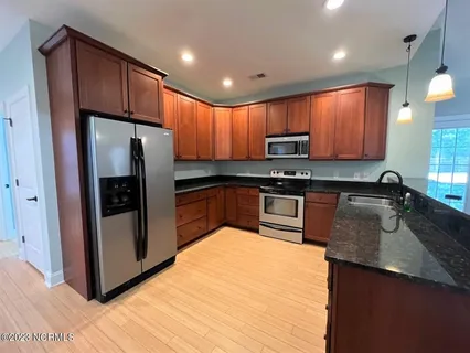 $2,400 | 2239 East Indiana Avenue, Southern Pines, NC 28387