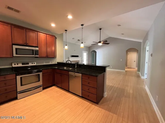 $2,400 | 2239 East Indiana Avenue, Southern Pines, NC 28387