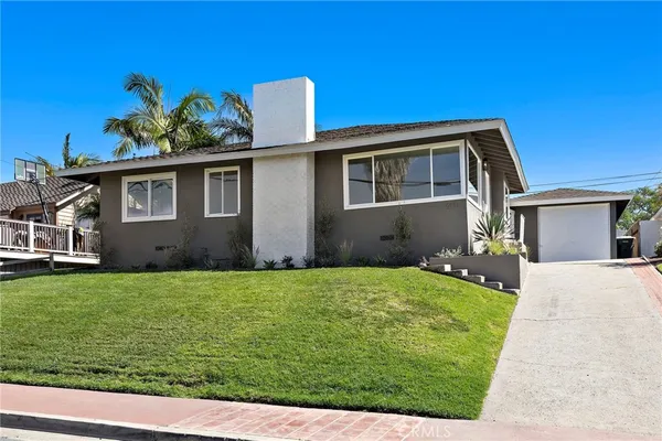 $1,999,000 | 211 Trafalgar Lane, San Clemente, CA 92672
