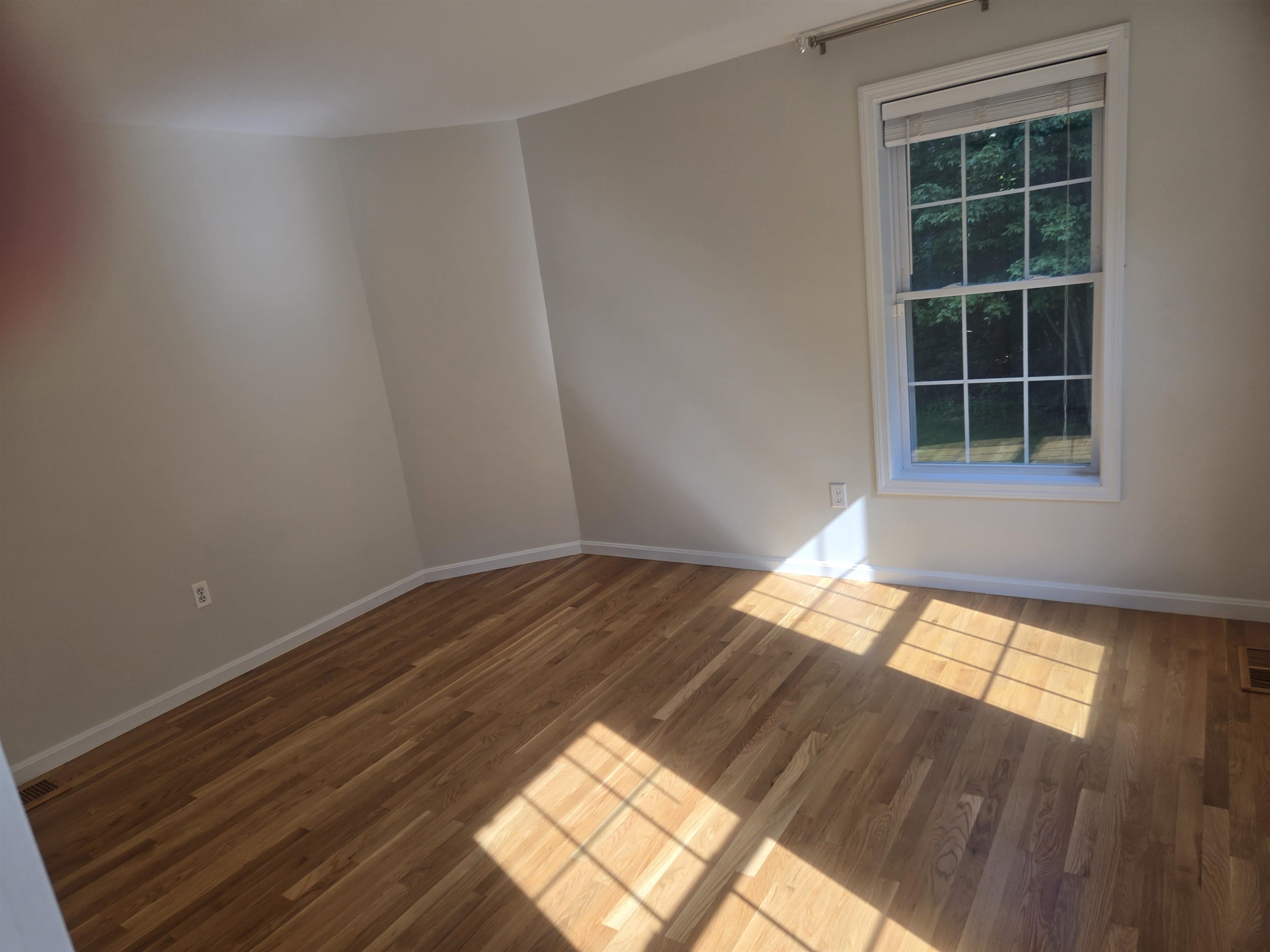 32 Stowell Road Bedford, NH 03110 - Photo 13 of 25