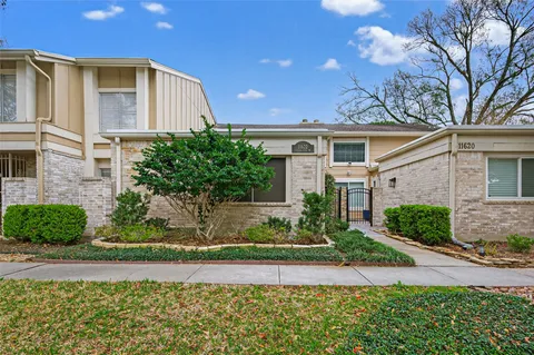 $249,000 | 11622 Village Pl Drive, Unit 328, Houston, TX 77077