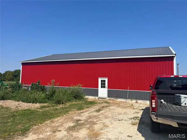 $1,040,000 | 1944 Bess Hollow Road, Kampsville, IL 62053