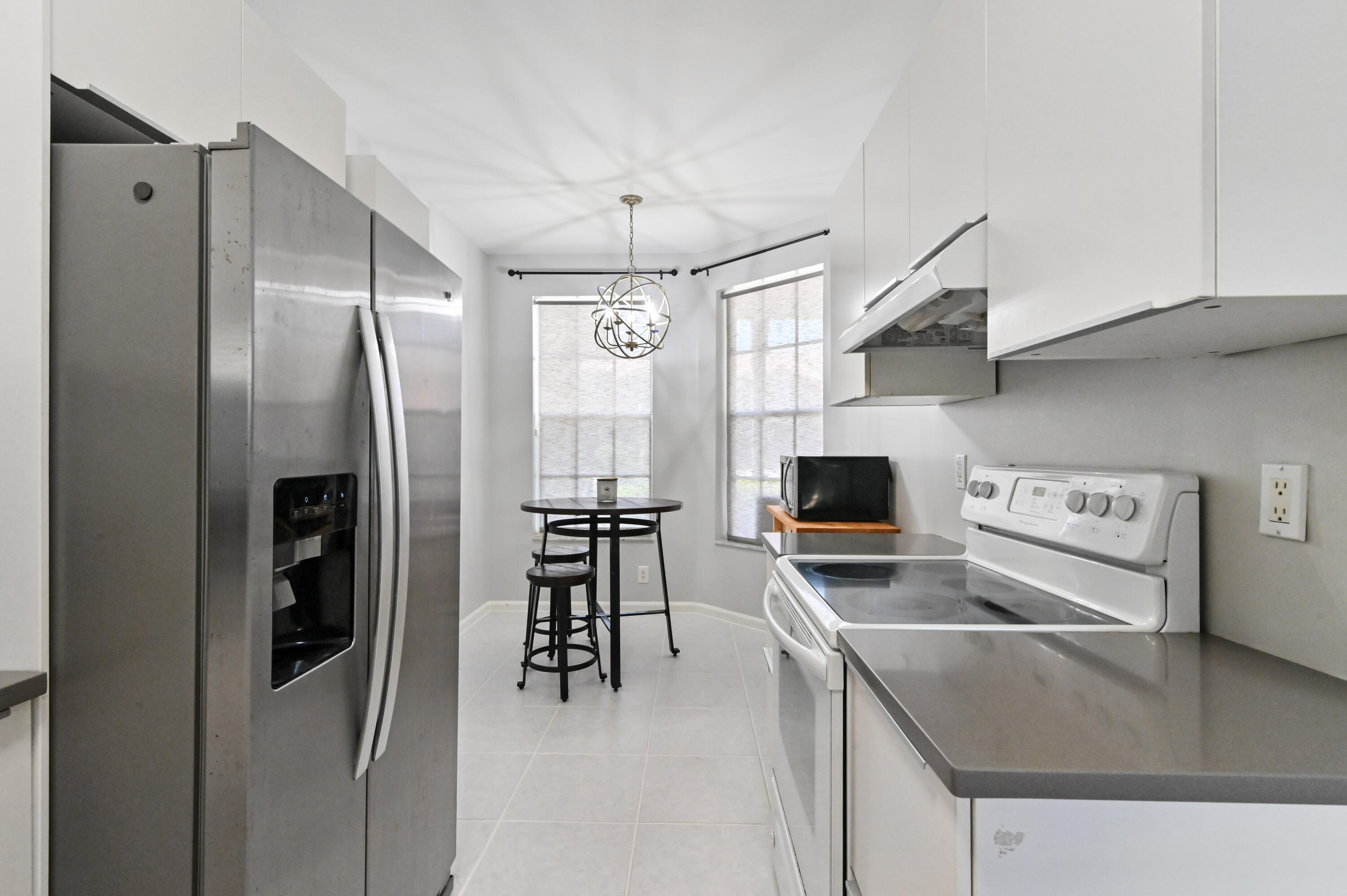 20950 Vía Jasmine, Unit 3 Boca Raton, FL 33428 - Photo 7 of 35 07 Kitchen 03