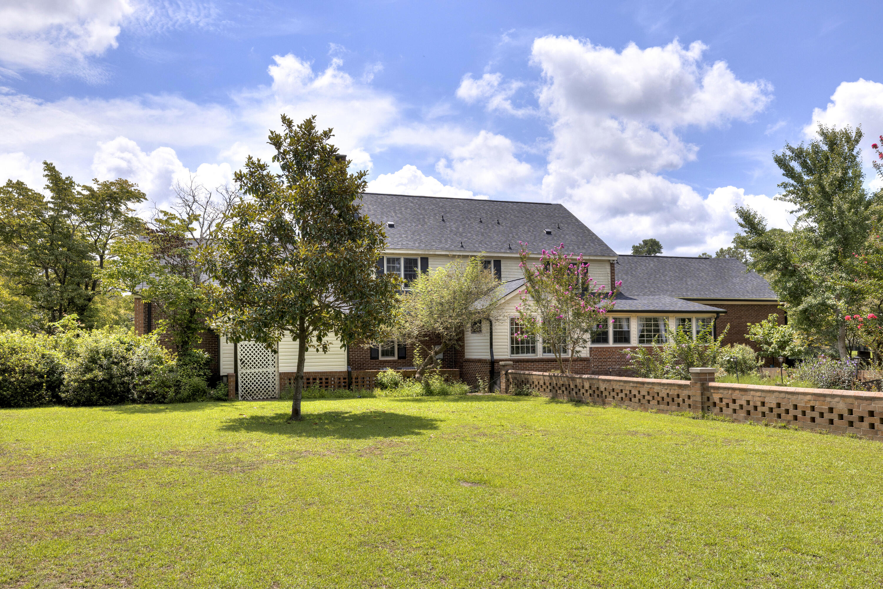 1054 Hickory Ridge Circle Manning, SC 29102 - Photo 6 of 93