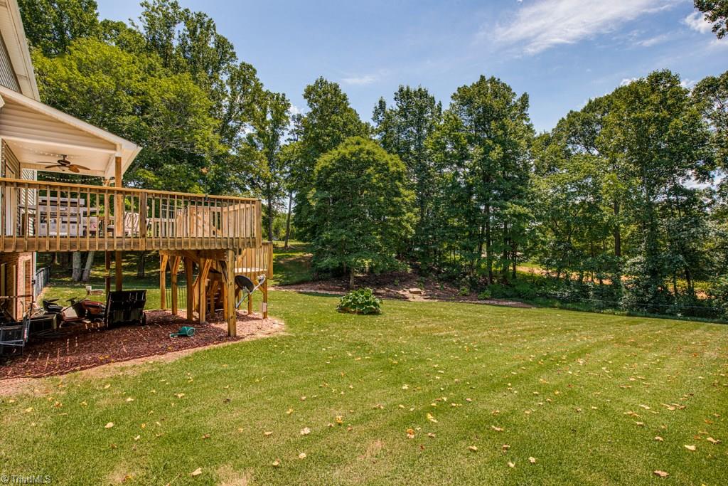 107 Ridgeview Drive King, NC 27021 - Photo 22 of 26