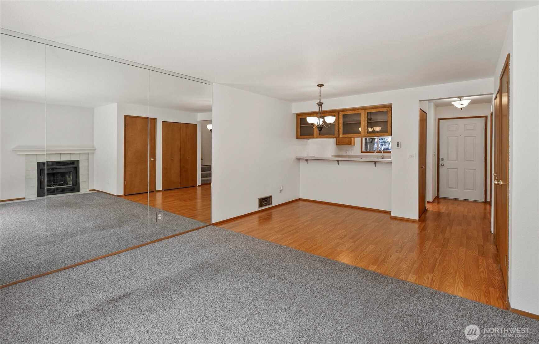 18910 Bothell Everett Highway, Unit H2 Bothell, WA 98012 - Photo 18 of 32