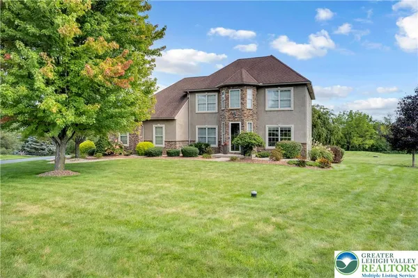 $775,000 | 210 Eagle View Drive, Bath, PA 18014