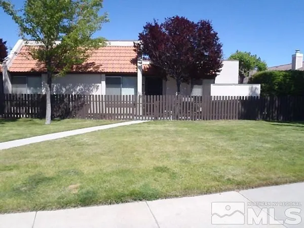 $1,595 | 1005 Baywood Drive, Unit A, Sparks, NV 89434
