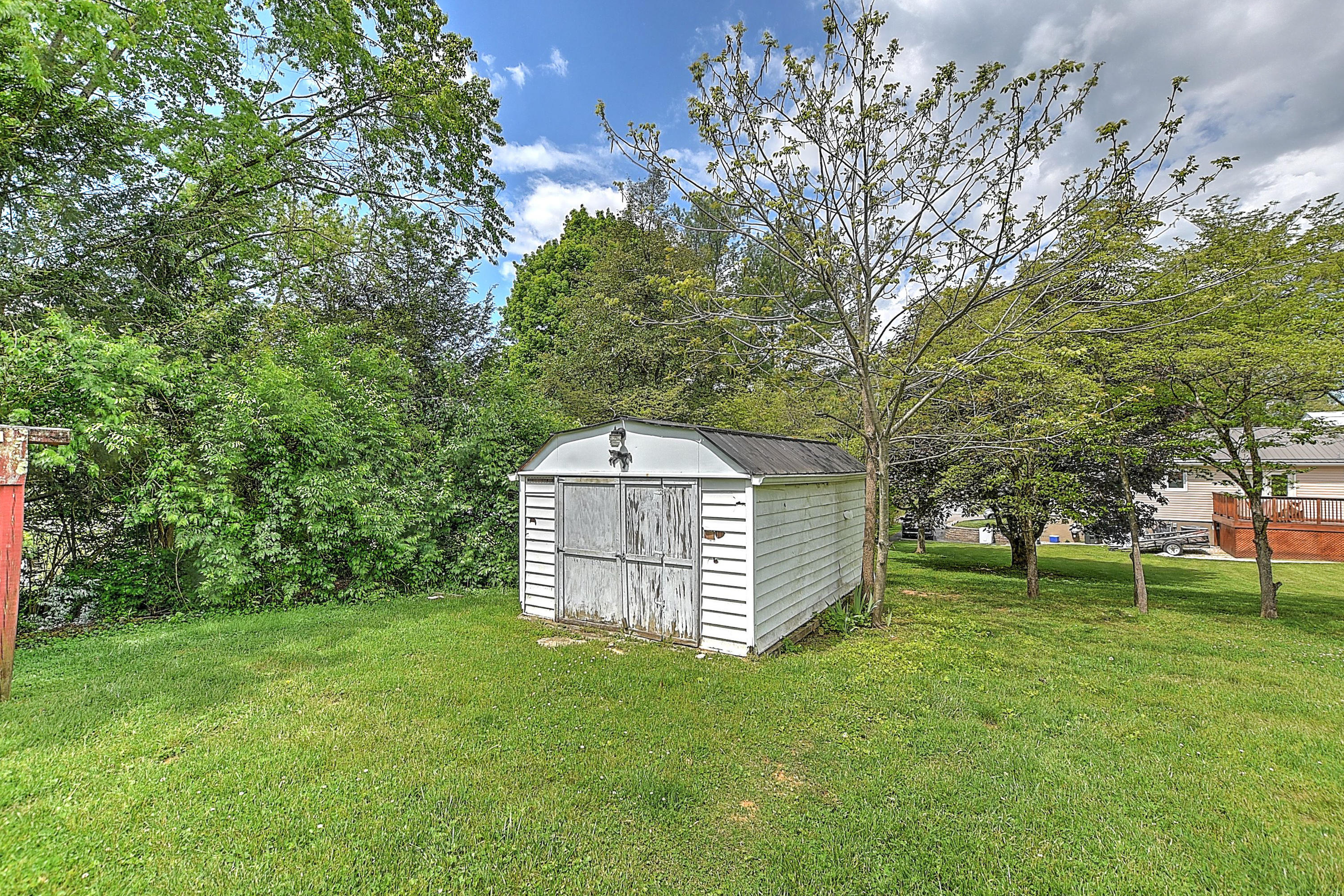 224 Sherwood Road Bristol, VA 24201 - Photo 26 of 32 224 SHerwood Rd-30