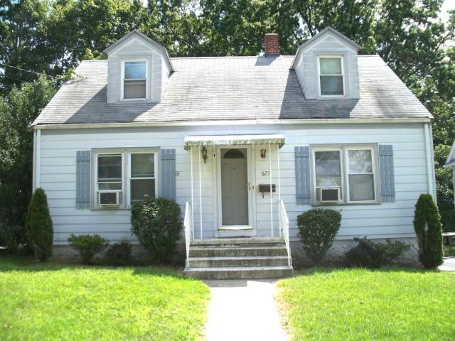 623 North Ridgefield Avenue Bridgeport, CT 06610 - Photo 1 of 1 Gallery Image 1