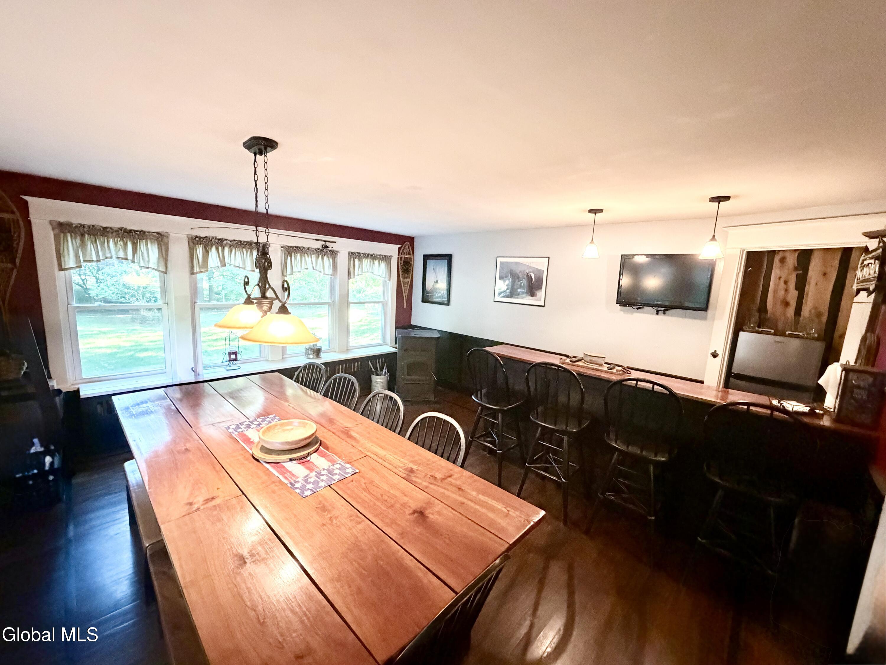 1403 River Road Bethlehem, NY 12158 - Photo 7 of 33 IMG_6147 2