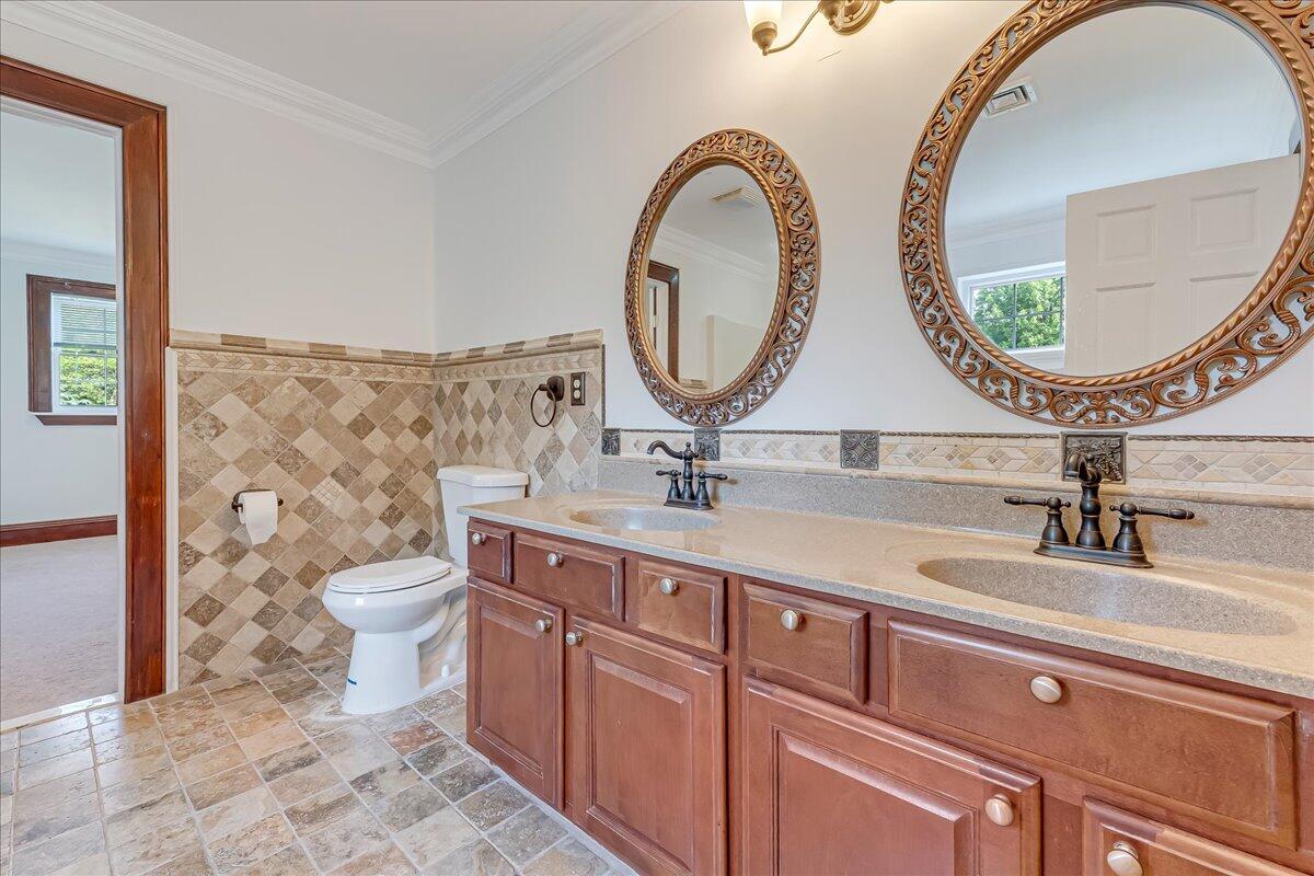 6 Reed Court Albrightsville, PA 18210 - Photo 32 of 69 Bath