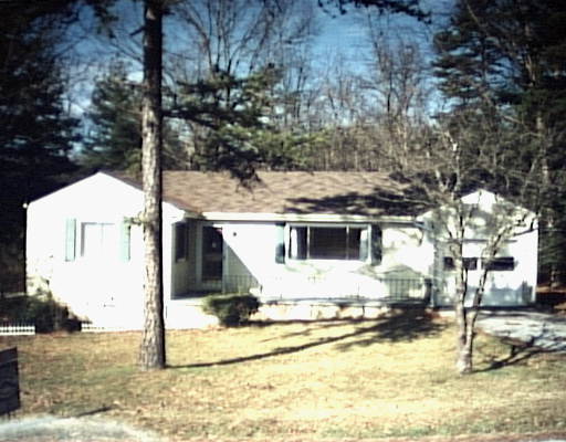 955 Ridgeway Avenue Signal Mountain, TN 37377 - Photo 1 of 1 Primary Photo
