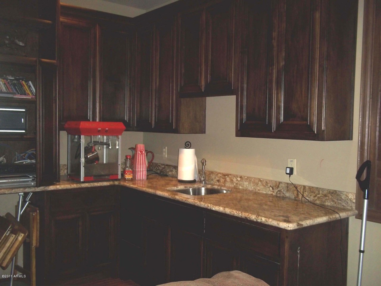 22228 East Alyssa Road Queen Creek, AZ 85142 - Photo 40 of 41 Kitchen Bar