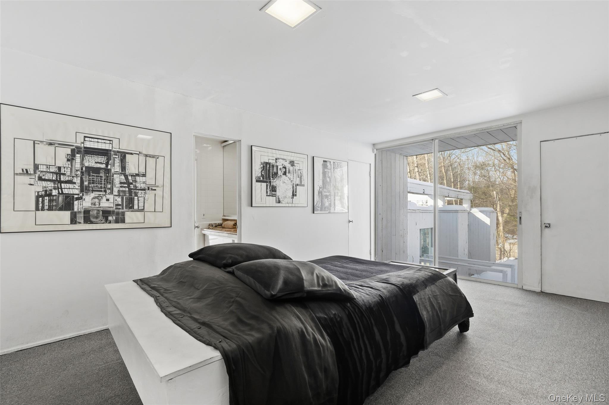 178 Hickory Kingdom Road Bedford, NY 10506 - Photo 19 of 30 a bedroom with a bed and a window