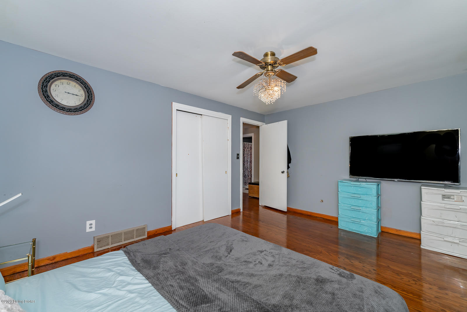 2912 Sheldon Road Louisville, KY 40218 - Photo 13 of 29 Master Bedroom
