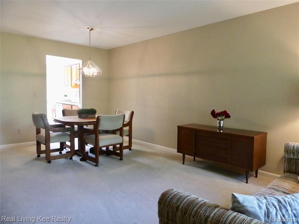 964 Wexford Way Rochester Hills, MI 48307 - Photo 8 of 25