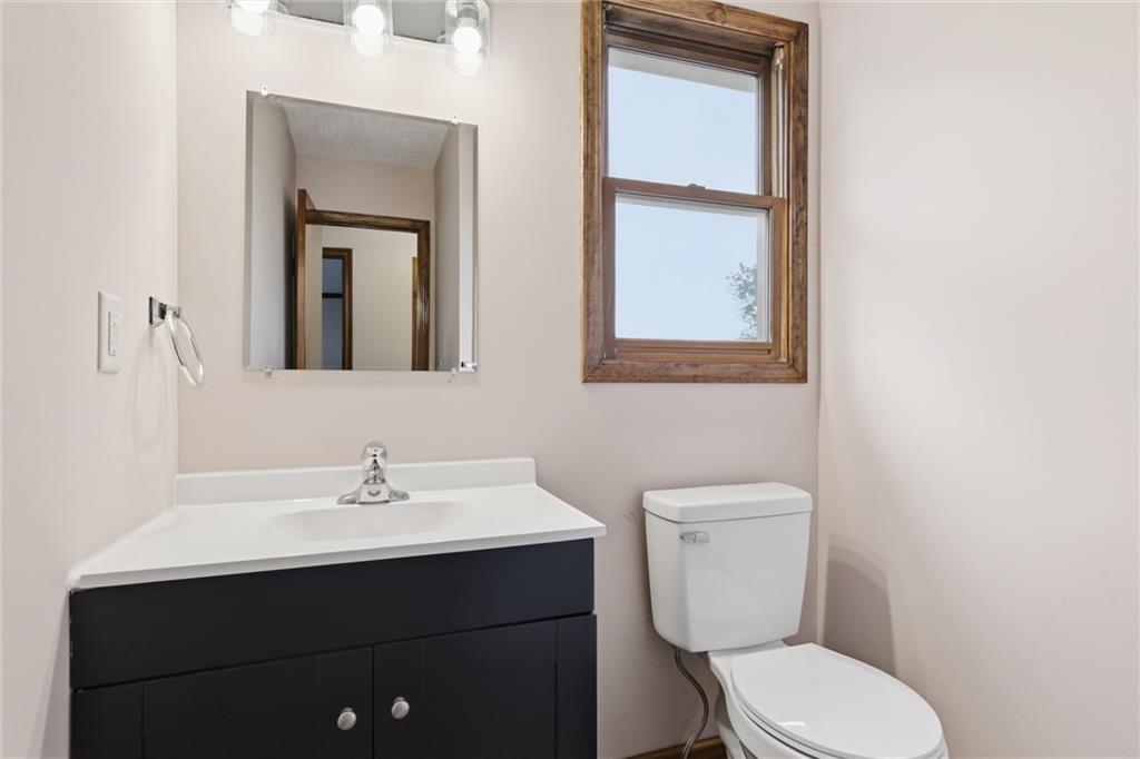 1548 West Romany Court Olathe, KS 66061 - Photo 13 of 30