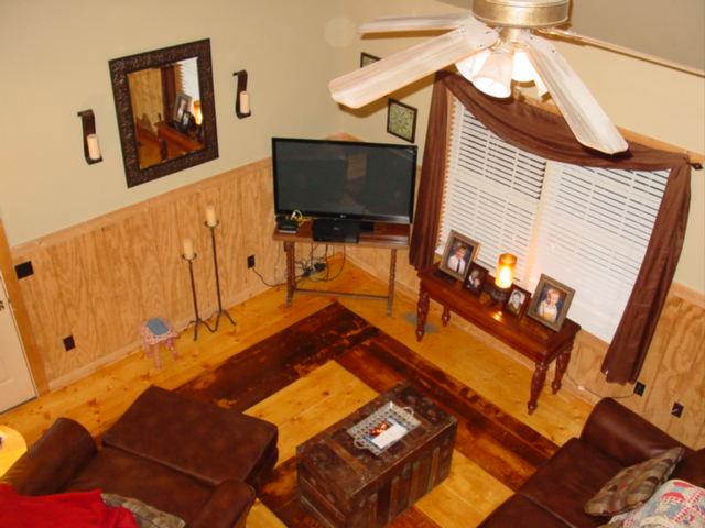 531 West Harper Road Portland, TN 37148 - Photo 4 of 20 FROM BALCONY LOOKING TO LIVING ROOM