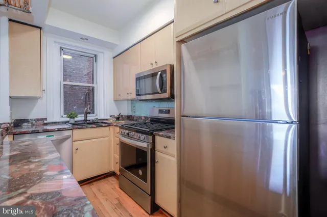 $799,000 | 1954 Columbia Road Northwest, Unit 201, Washington, DC 20009