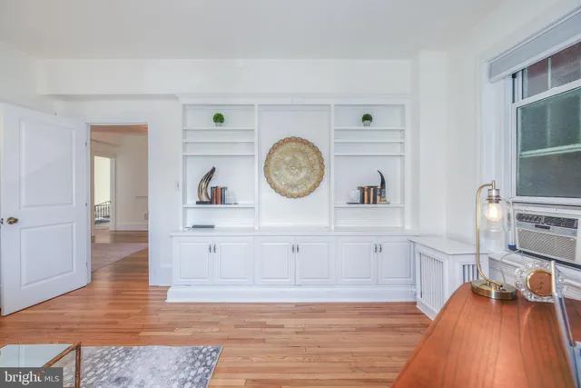 $799,000 | 1954 Columbia Road Northwest, Unit 201, Washington, DC 20009