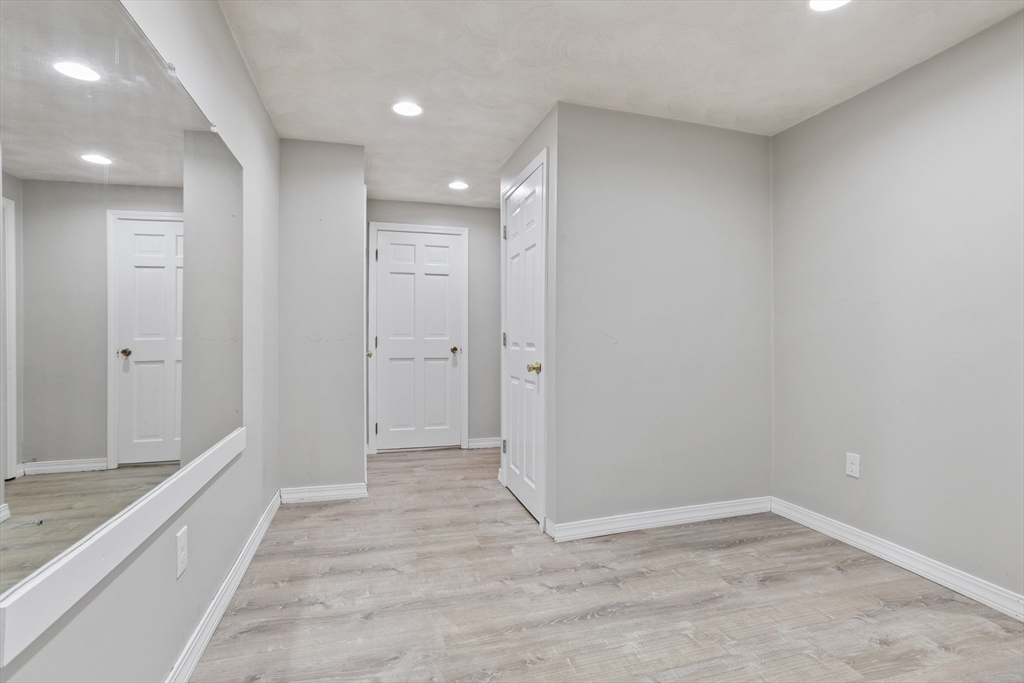 16 Middlesex Street, Unit 4 Chelmsford, MA 01863 - Photo 13 of 25