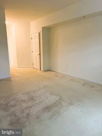 $2,400 | 4330 L Cannon Ridge Court, Unit 31, Fairfax, VA 22033