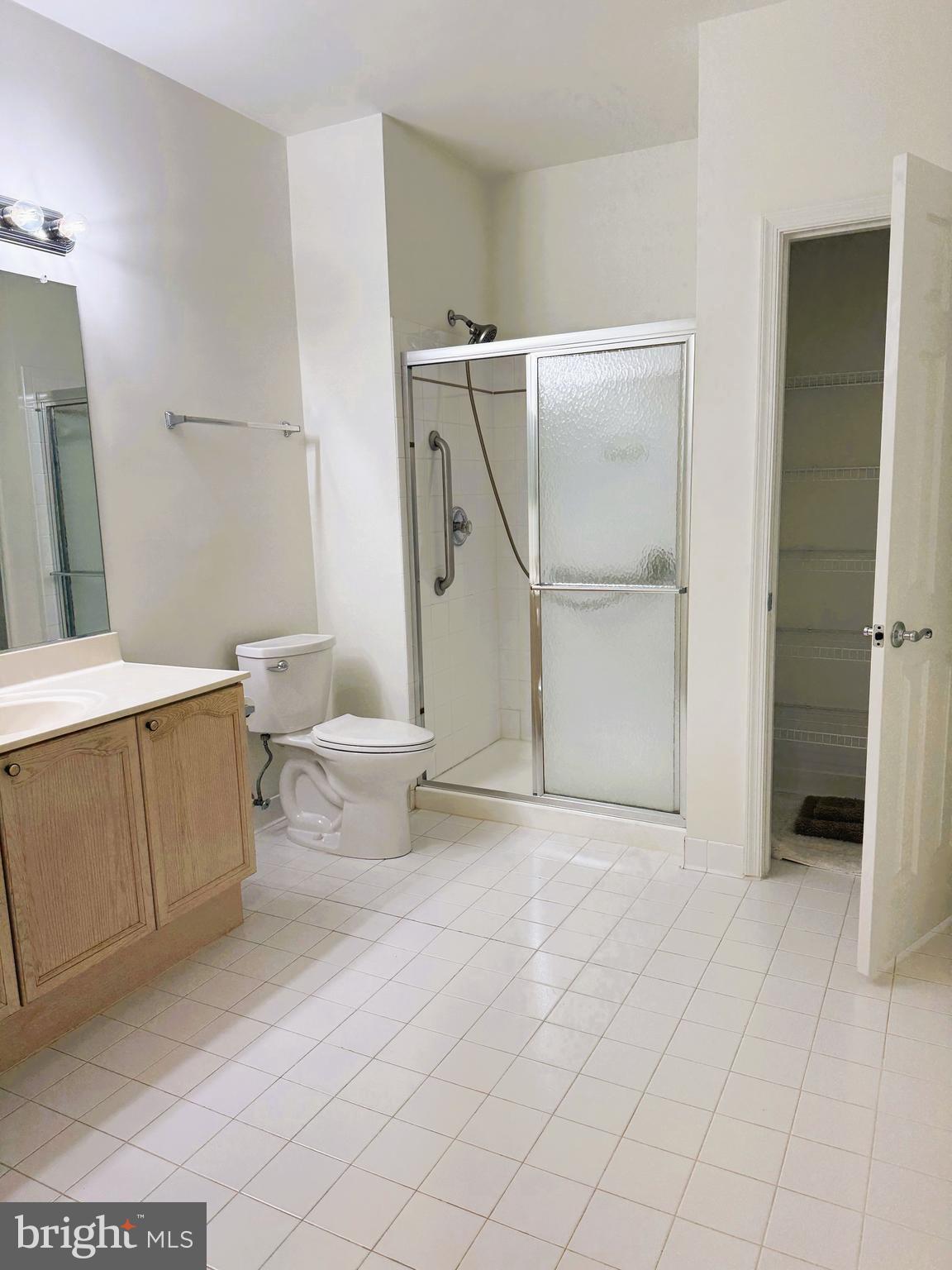 4330 L Cannon Ridge Court, Unit 31 Fairfax, VA 22033 - Photo 21 of 32 primary bathroom